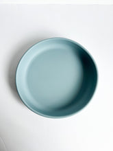 Load image into Gallery viewer, the top view of the silicone suction plate in baby blue colour