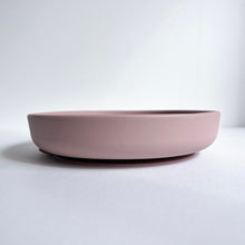 Load image into Gallery viewer, the side view of the silicone suction plate in rose