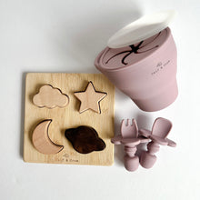 Load image into Gallery viewer, the wooden night sky puzzle with the collapsible snack cup and easy grip spoon and fork in rose colour