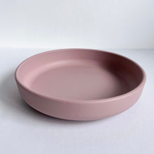 Load image into Gallery viewer, the silicone suction non-divided plate in rose colour

