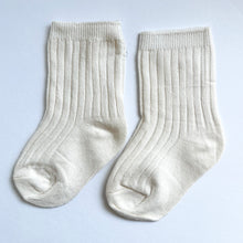 Load image into Gallery viewer, pair of ribbed crew socks in ivory
