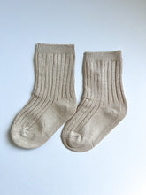 Load image into Gallery viewer, pair of ribbed crew socks in latte
